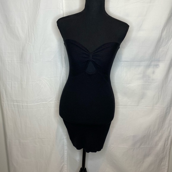 Little Black Dress - Picture 3 of 8